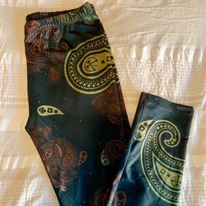 Paisley Patterned Leggings